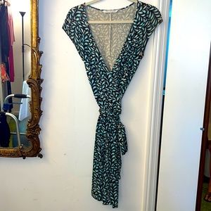 Vintage Diane Von Furstenberg wrap dress !